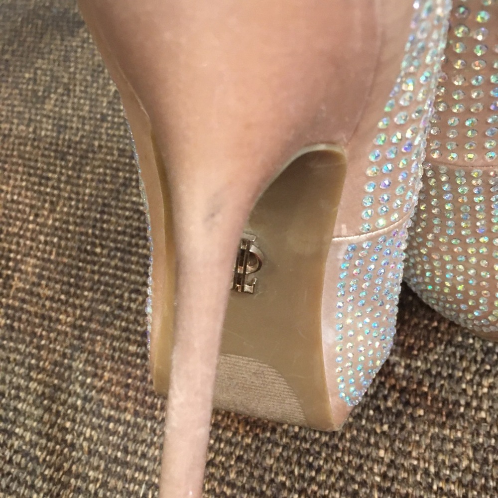 Jennifer Lopez crystal blush satin heels - Picture 7 of 8
